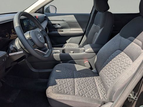 New 2026 Nissan Kicks SV image 17