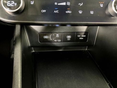 Used 2025 Hyundai Sonata SEL FWD image 16