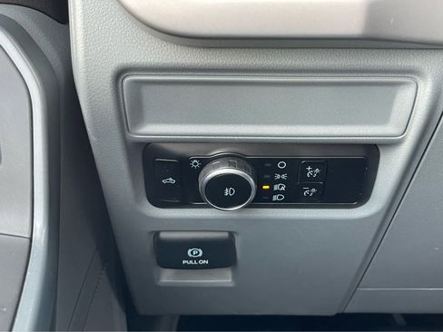 Used 2023 Ford F150 XLT image 17