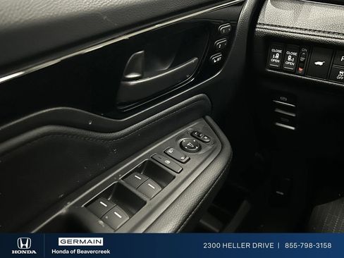 New 2026 Honda Odyssey Touring image 14