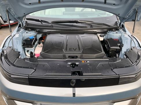 Used 2025 Hyundai Ioniq 5 Limited image 12