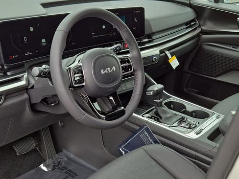 New 2026 Kia Carnival SX Prestige image 17