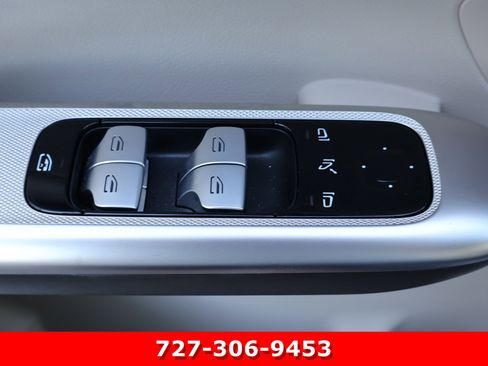 Certified 2024 Mercedes-Benz GLC 300 4MATIC image 9