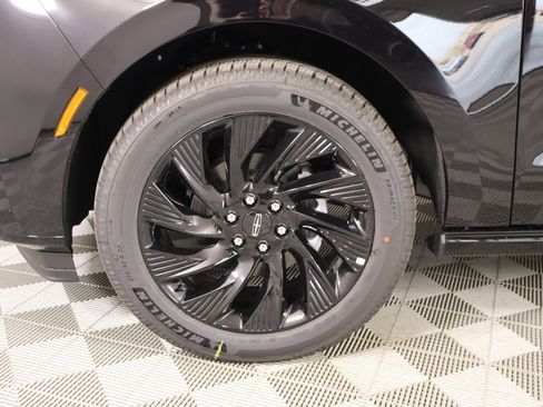 New 2026 Lincoln Navigator Reserve image 19