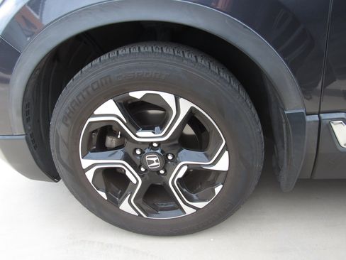 Used 2017 Honda CR-V Touring image 5