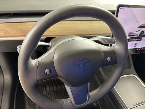Used 2023 Tesla Model 3 Standard Range RWD image 27