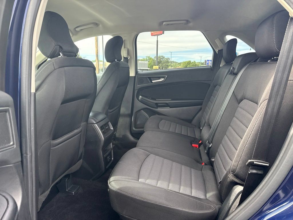 Used 2016 Ford Edge SE AWD/4WD image 27