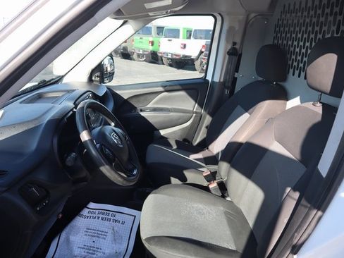 Used 2021 RAM ProMaster City Tradesman image 5