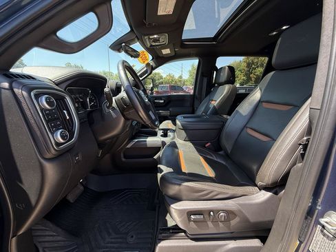 Used 2020 GMC Sierra 2500 AT4 w/ AT4 Premium Package AWD/4WD image 32
