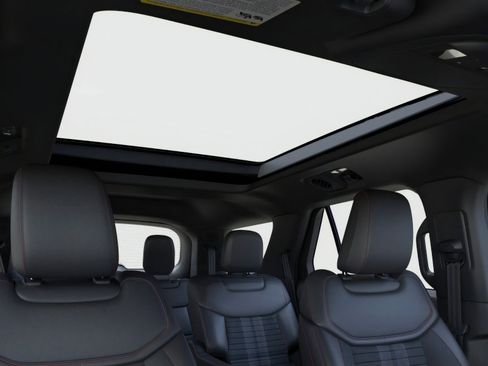 New 2026 Ford Explorer ST-Line w/ ST-Line Street Pack image 22