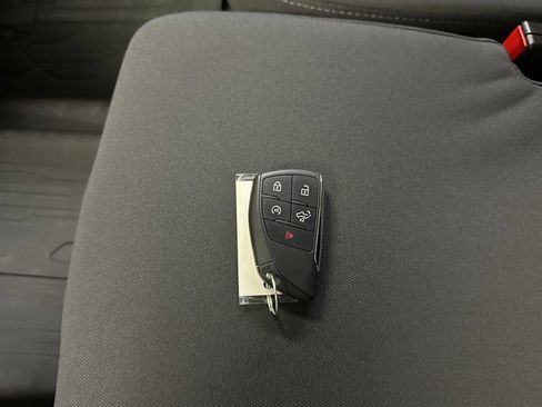 Certified 2025 GMC Sierra 2500 SLE w/ SLE Convenience Package image 4