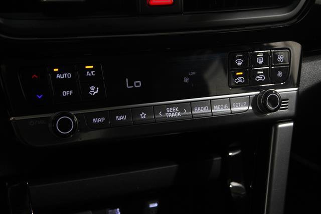 Used 2025 Kia Seltos S AWD/4WD image 16
