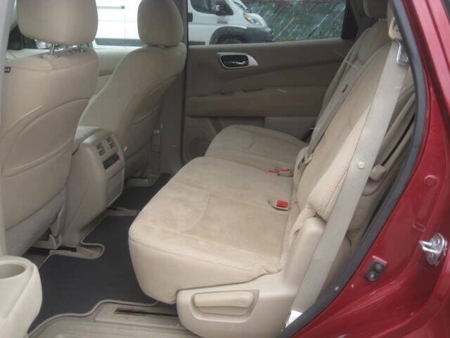 Used 2014 Nissan Pathfinder S AWD/4WD image 13