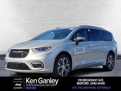 New 2026 Chrysler Pacifica Pinnacle