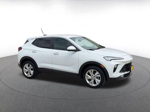 Used 2026 Buick Encore GX Preferred FWD image 2
