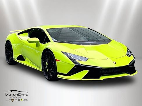 Used 2023 Lamborghini Huracan Tecnica RWD image 2