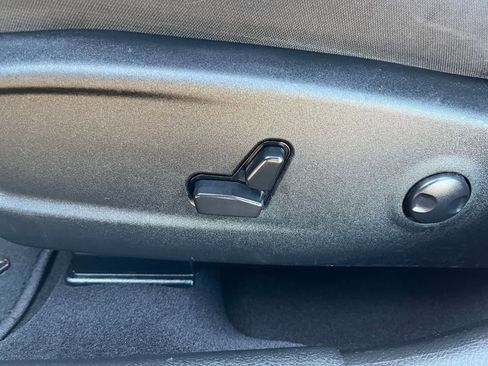 Used 2023 Dodge Charger SXT image 23