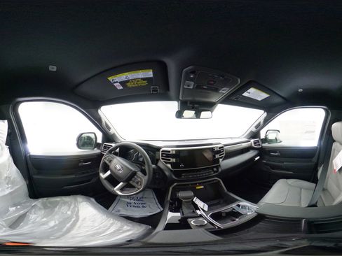 New 2026 Toyota Tundra SR5 image 33