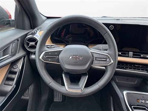 New 2026 Chevrolet Equinox ACTIV image 12