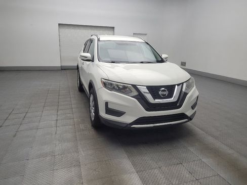 Used 2017 Nissan Rogue S w/ S Appearance Package AWD/4WD image 13