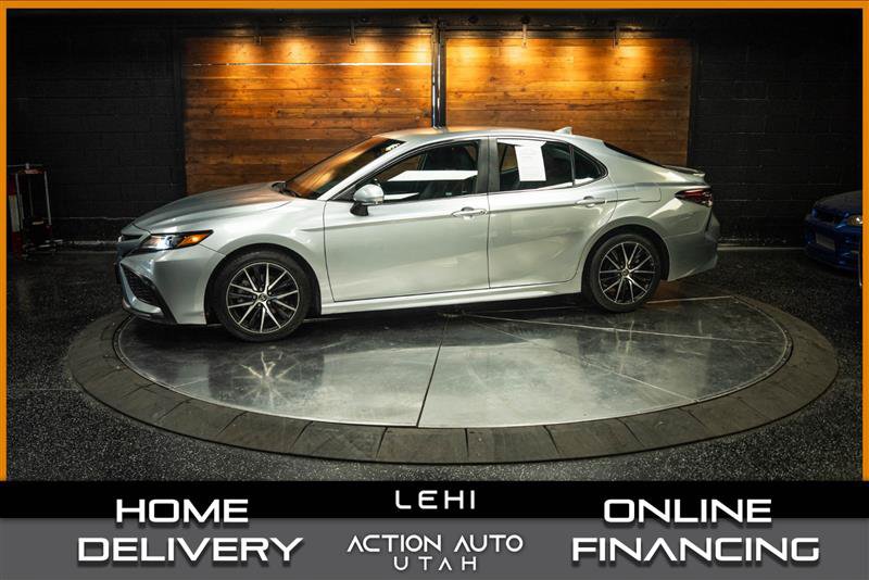 Used 2023 Toyota Camry SE w/ Convenience Package FWD image 1