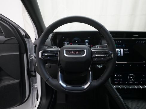 Used 2026 GMC Terrain AT4 image 4