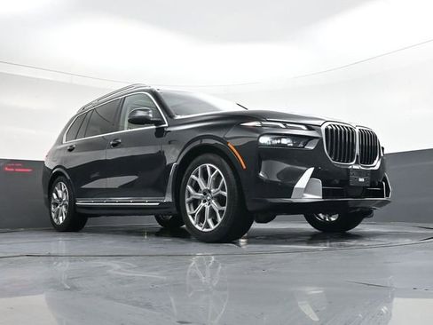 Used 2021 BMW X7 xDrive40i w/ Premium Package image 35