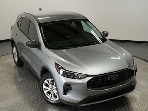 Used 2023 Ford Escape Active w/ Cold Weather Package FWD image 53
