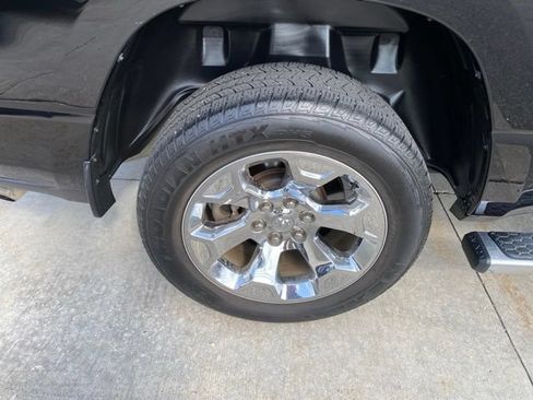 Used 2023 RAM 1500 Big Horn AWD/4WD image 14