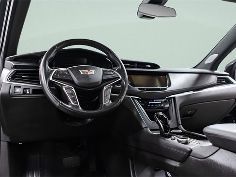 Used 2022 Cadillac XT5 Premium Luxury w/ LPO, Floor Liner Package image 28