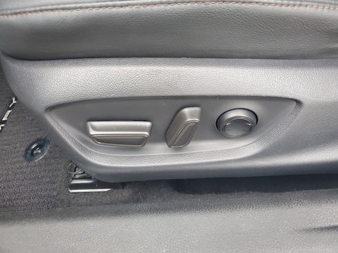 Used 2018 Toyota Camry L image 22