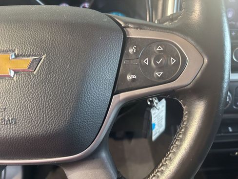 Used 2022 Chevrolet Colorado LT w/ LT Convenience Package image 22