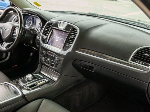 Used 2020 Chrysler 300 Touring w/ Sport Appearance Package image 11