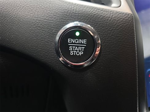 Used 2024 Ford Edge SEL image 21