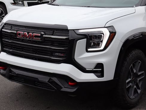 New 2026 GMC Terrain AT4 image 4