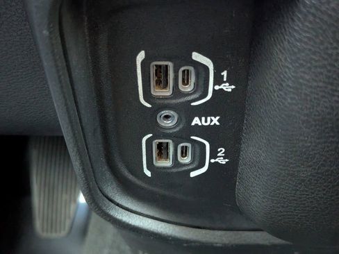 Used 2022 RAM 2500 Big Horn AWD/4WD image 21