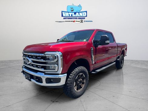Used 2026 Ford F350 XLT w/ XLT Premium Package AWD/4WD image 1