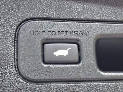 Certified 2025 Acura MDX SH-AWD image 32