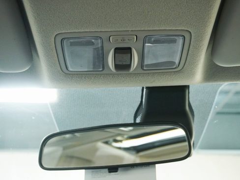 Certified 2023 Hyundai Venue SEL image 19