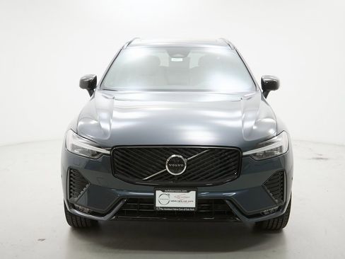 New 2026 Volvo XC60 B5 Plus w/ Protection Package Premier image 5