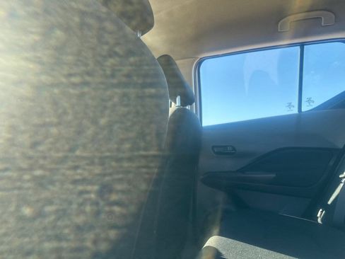 Certified 2023 Nissan Kicks S FWD image 32