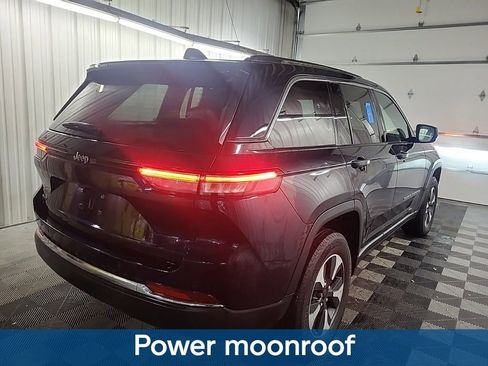 Used 2023 Jeep Grand Cherokee 4WD 4xe image 6