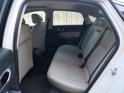 Used 2024 Honda Civic Touring image 10