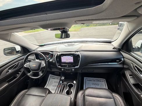 Used 2019 Chevrolet Traverse LT w/ LT Premium Package AWD/4WD image 56