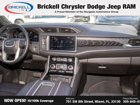 Used 2023 GMC Yukon XL Denali image 21