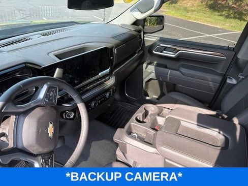 Used 2025 Chevrolet Silverado 1500 LT AWD/4WD image 6