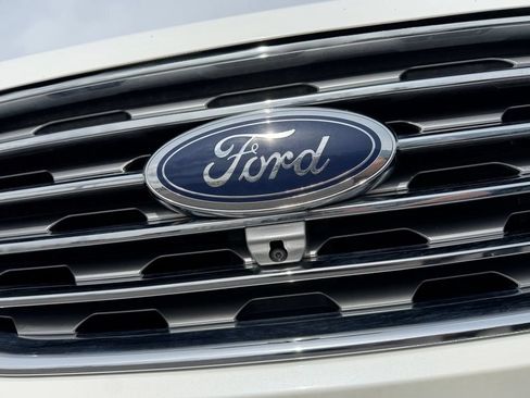 Used 2023 Ford Edge Titanium w/ Equipment Group 301A AWD/4WD image 13