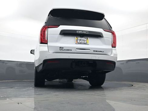 Used 2023 GMC Yukon XL Denali w/ Denali Reserve Package image 27