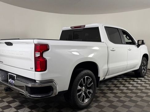 Used 2024 Chevrolet Silverado 1500 LT AWD/4WD image 9