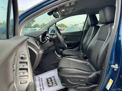 Used 2019 Chevrolet Trax LT w/ Driver Confidence Package FWD image 15